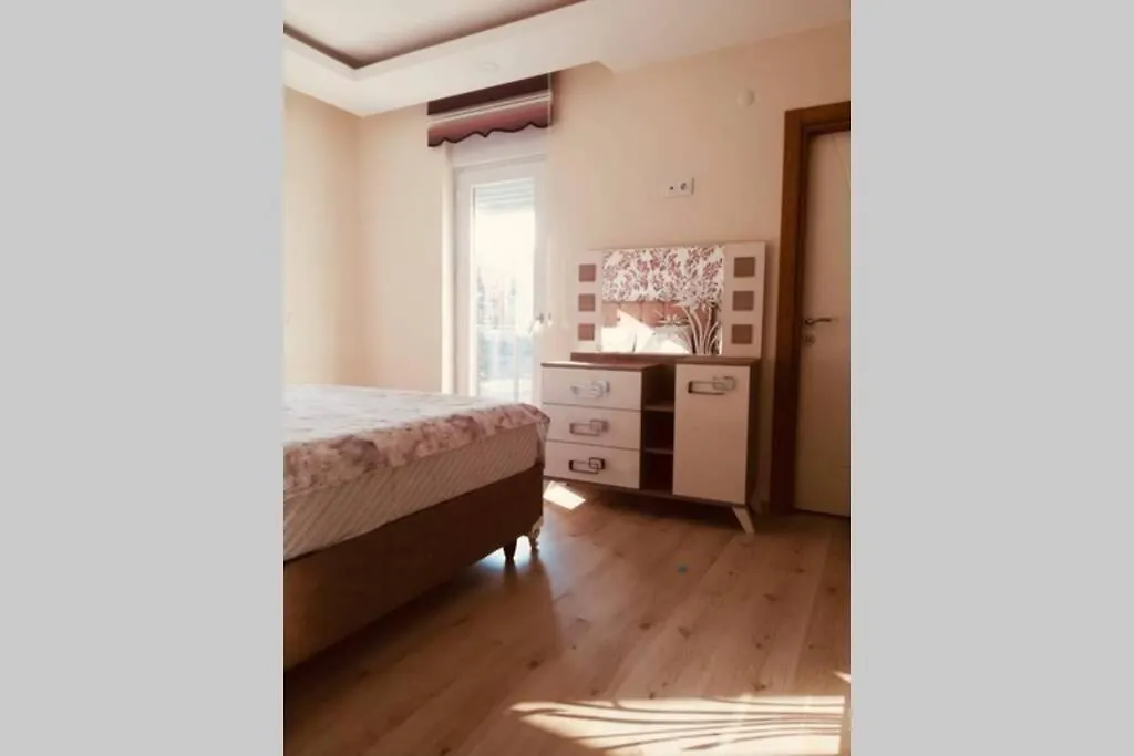 Magnifique Appartement Au Centre D'Antalya Apartmán